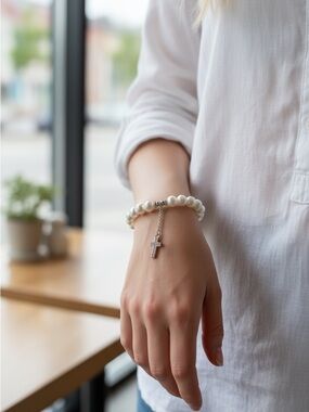 5/8 Pearl Bead Bracelet with Cross Charm - White
